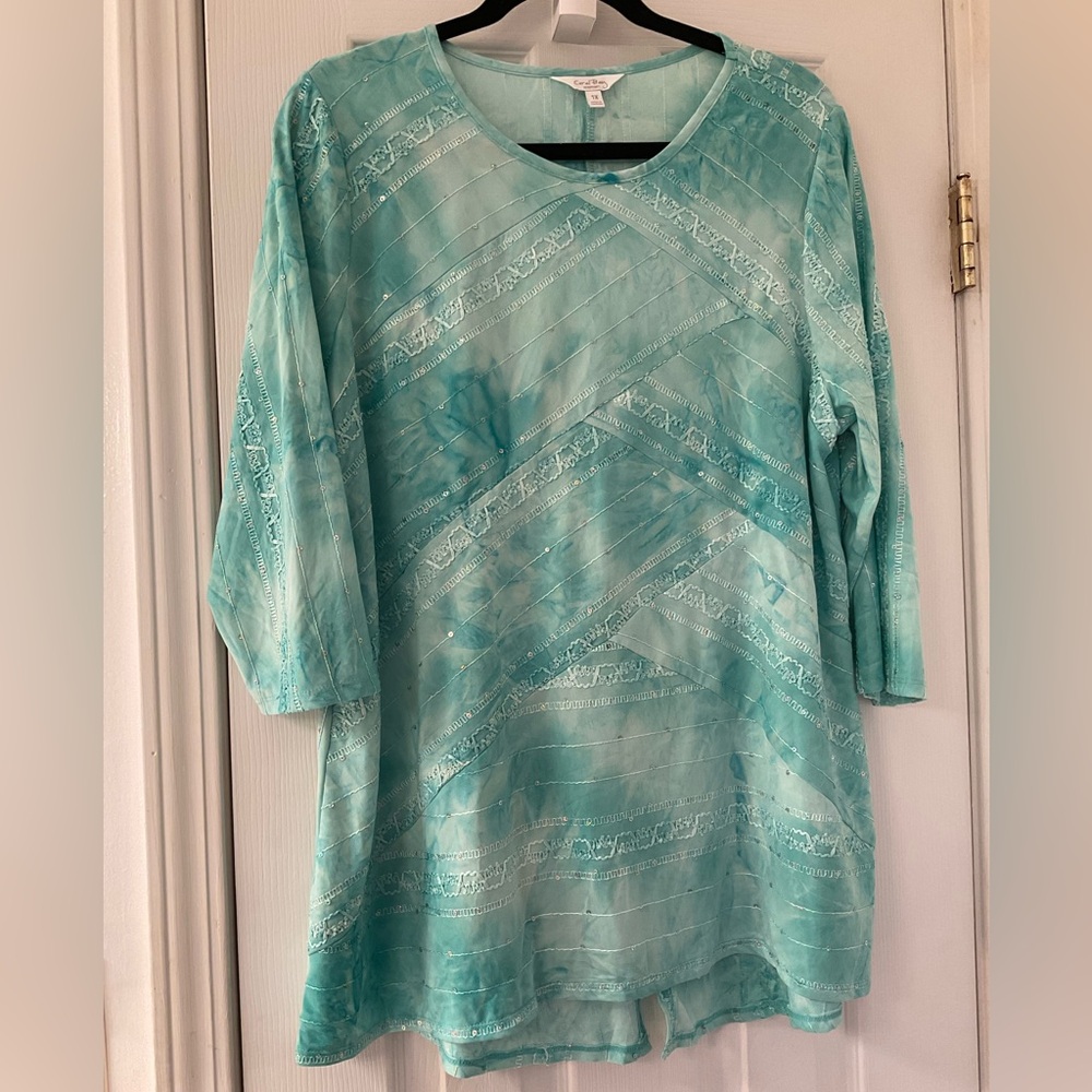 Coral Bay Aqua Women Tunic Top 22.5” chest 30” length back slit sequins ribbon
